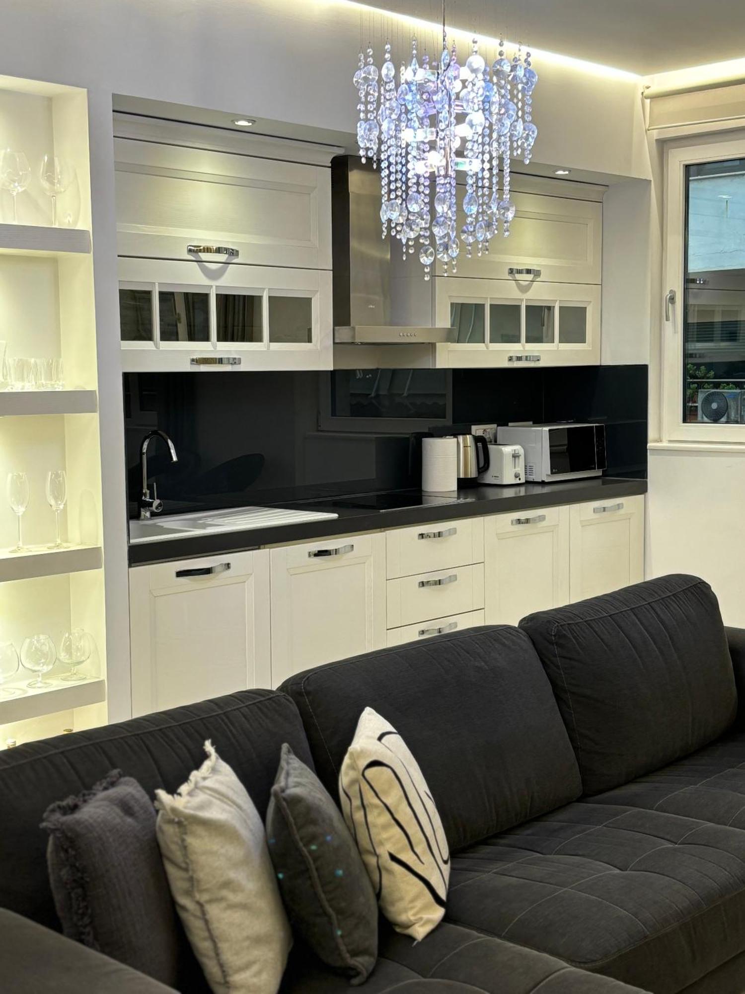 Tam Serviced 2Bdr Apartment City Center No6 Tirana Eksteriør billede