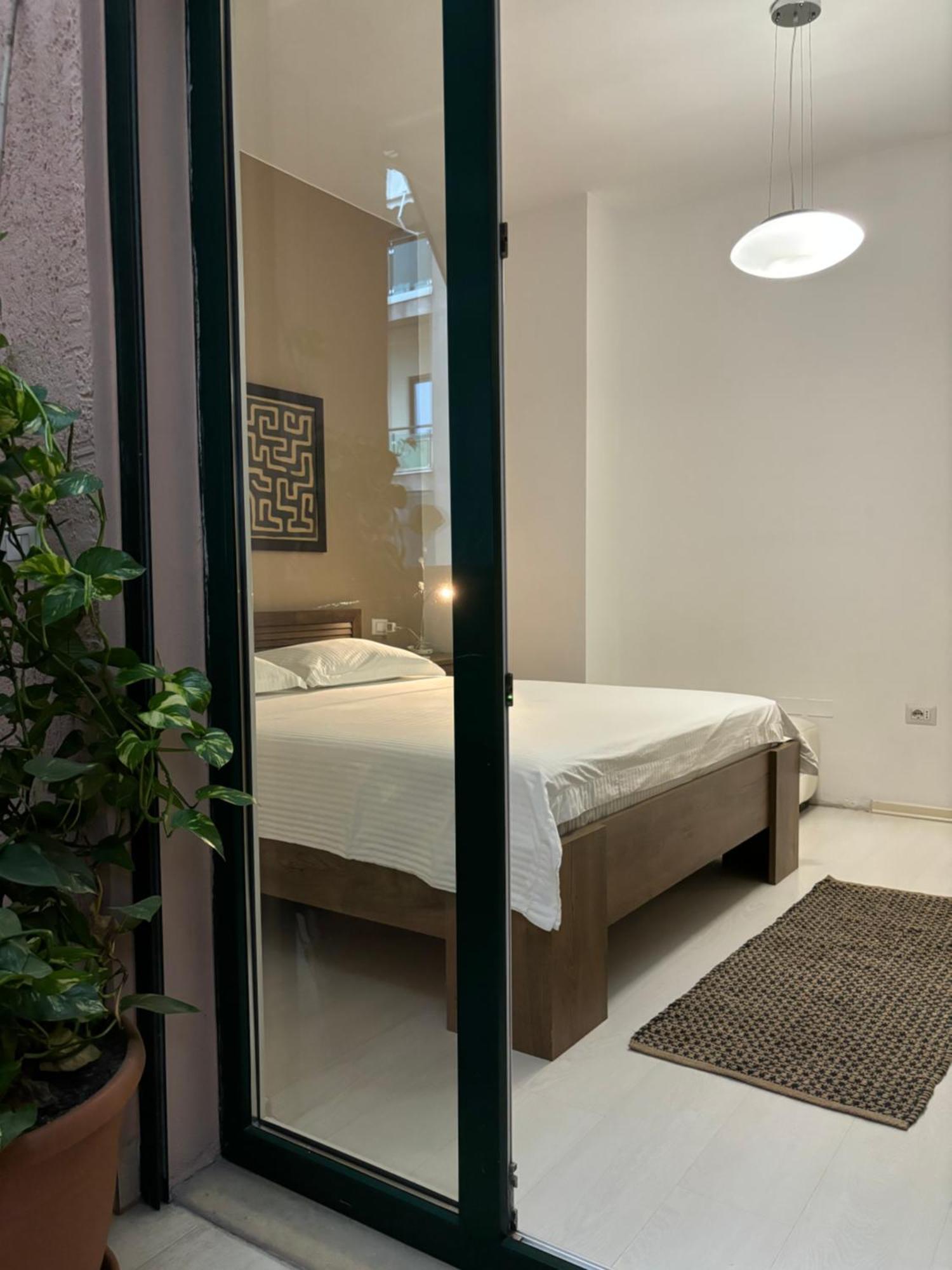 Tam Serviced 2Bdr Apartment City Center No6 Tirana Eksteriør billede