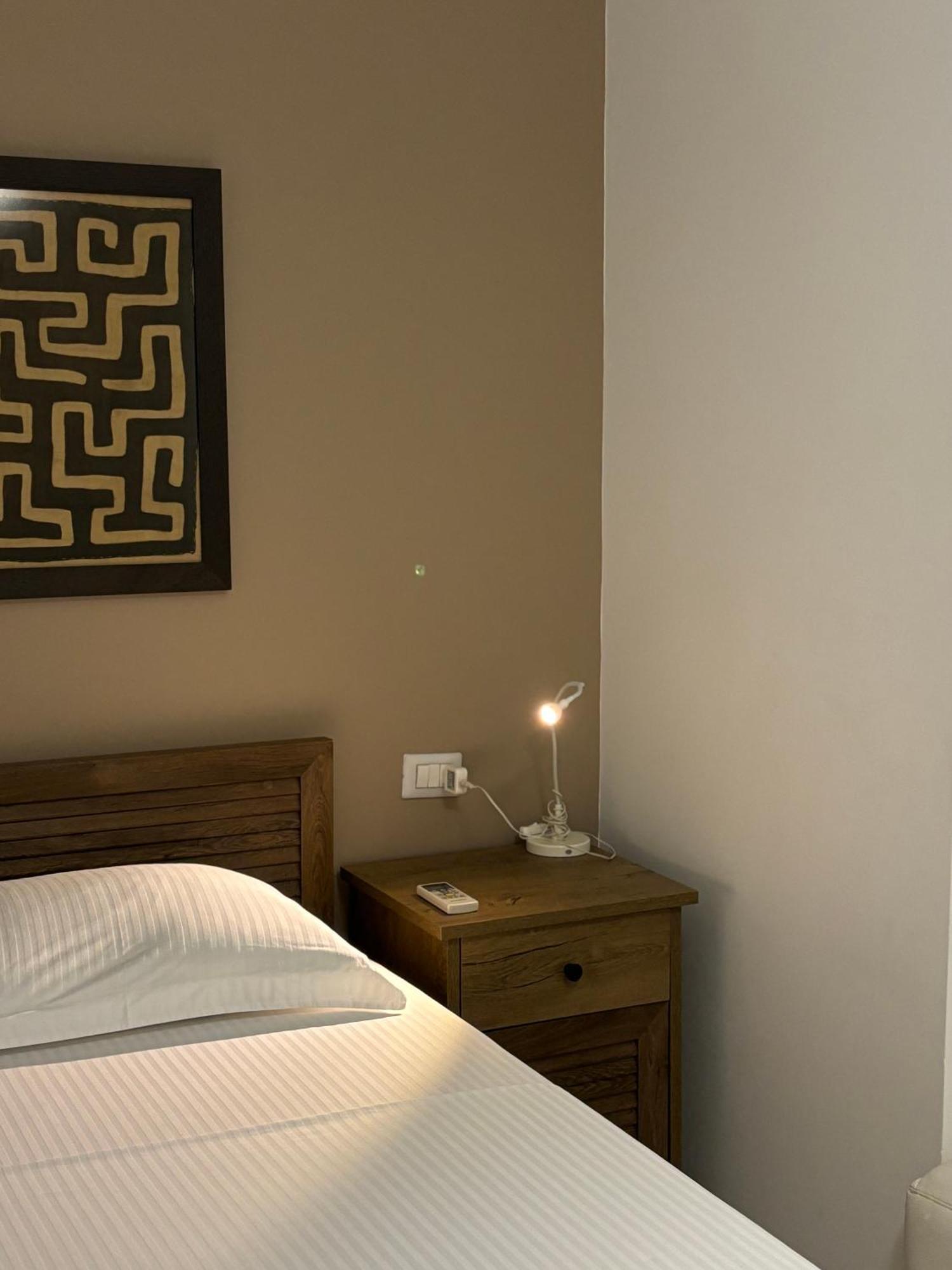 Tam Serviced 2Bdr Apartment City Center No6 Tirana Eksteriør billede