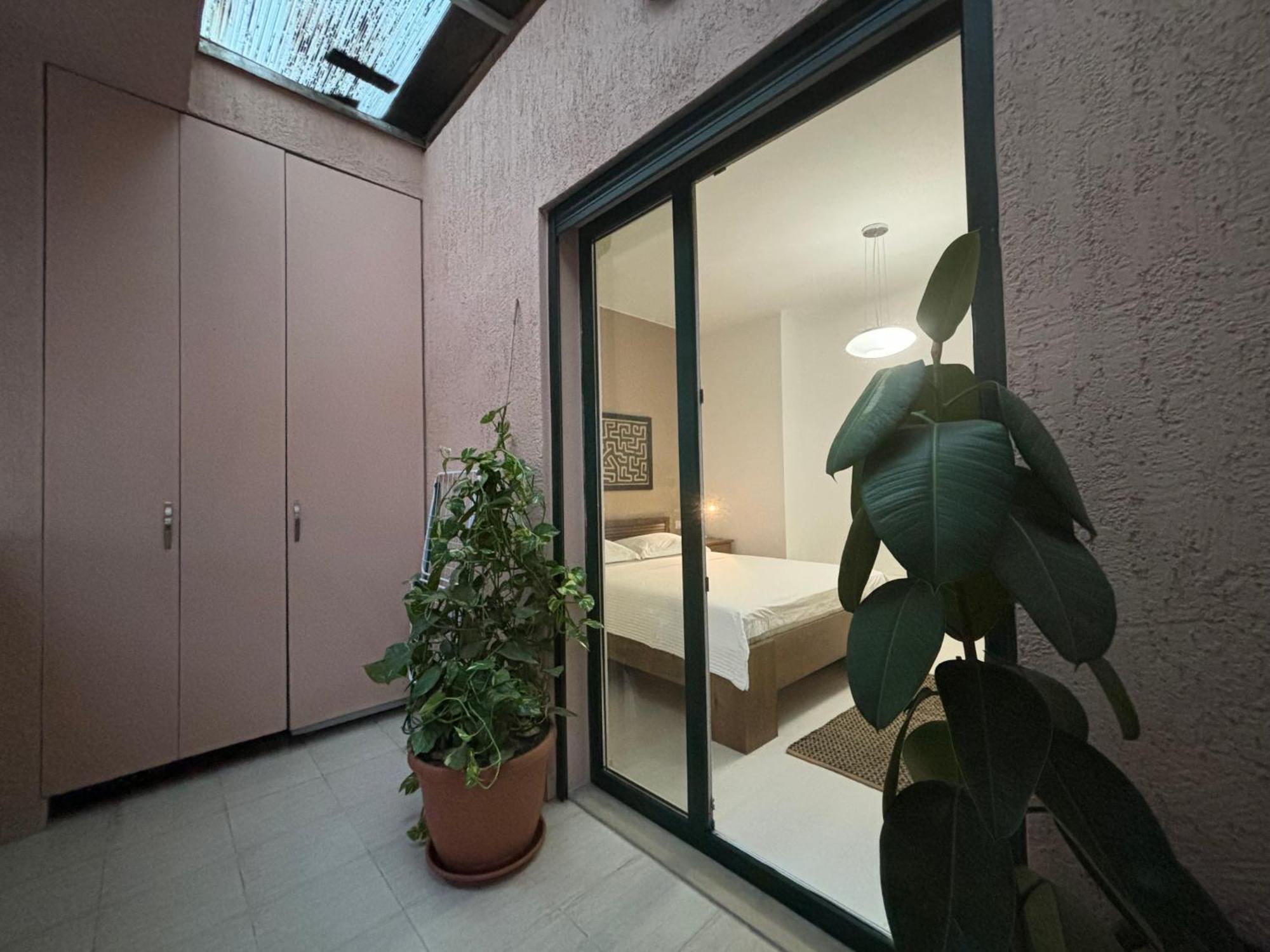 Tam Serviced 2Bdr Apartment City Center No6 Tirana Eksteriør billede